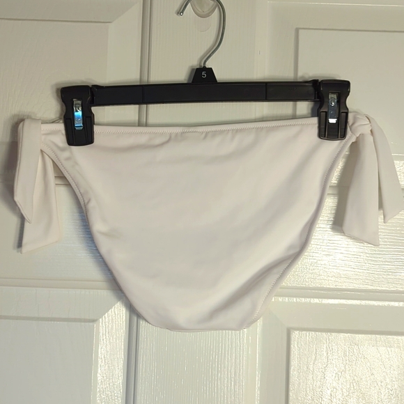 Victoria's Secret Bikini Bottom NWOT - Picture 2 of 3